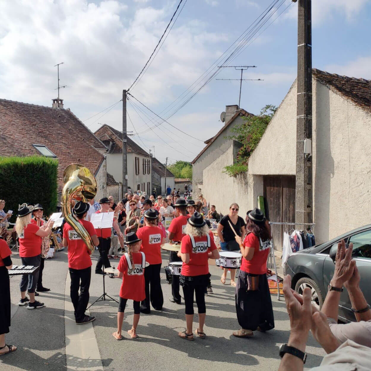 C’est la reprise… en fanfare !